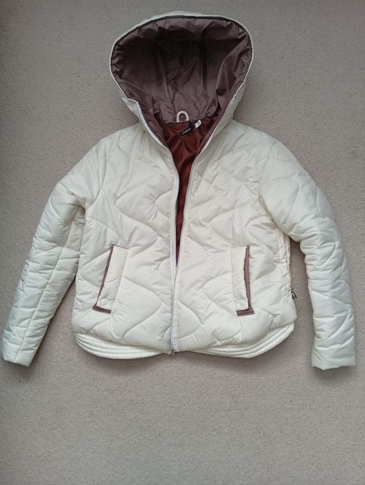 Курточка  жіноча