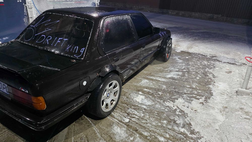 Дрифт корч BMW e30