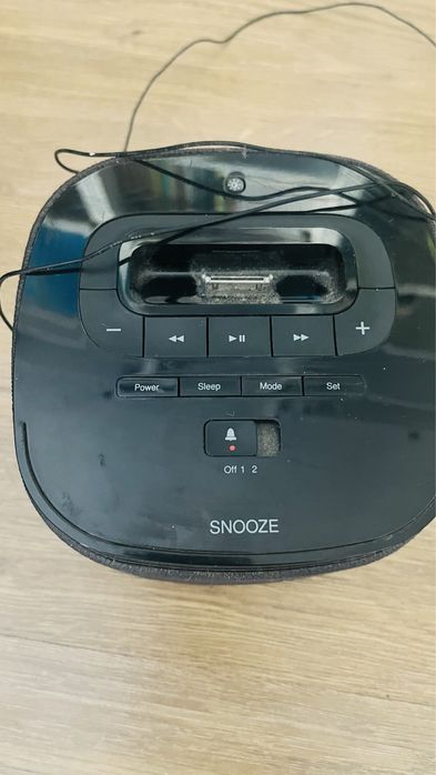 Relogio de mesa cabeceira com radio