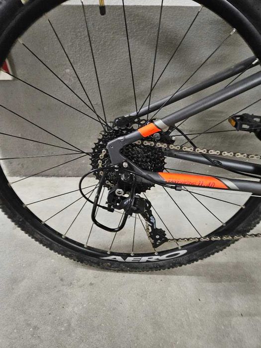 Bicicleta Trekking e Gravel Riverside 700  em ótimas condições