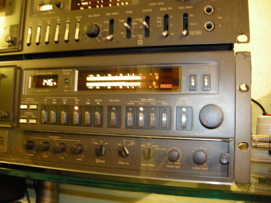 Кассетна дека Technics RS-M95