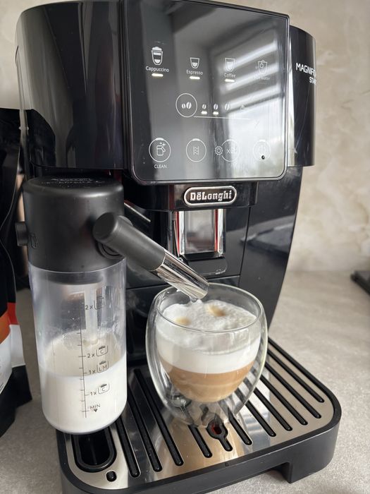 Кавомашина delonghi magnifica start