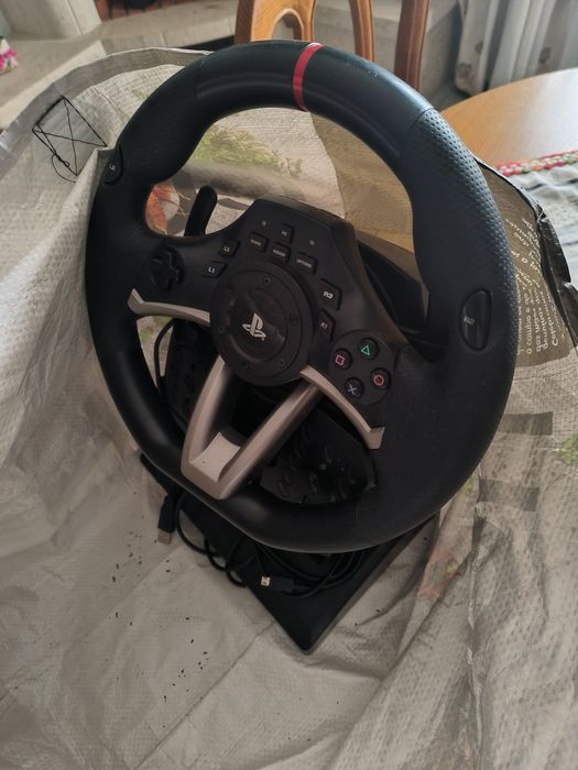 Volante e pedais para ps 4