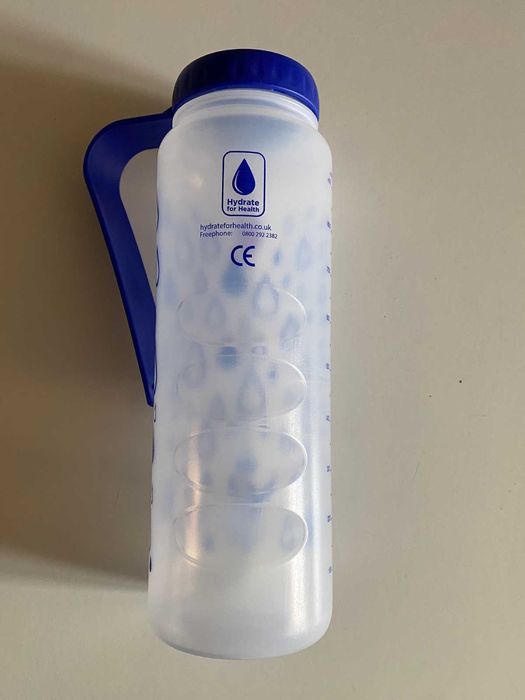 GARRAFA DE AGUA PARA ACAMADOS ou utilizadores de cadeiras de rodas