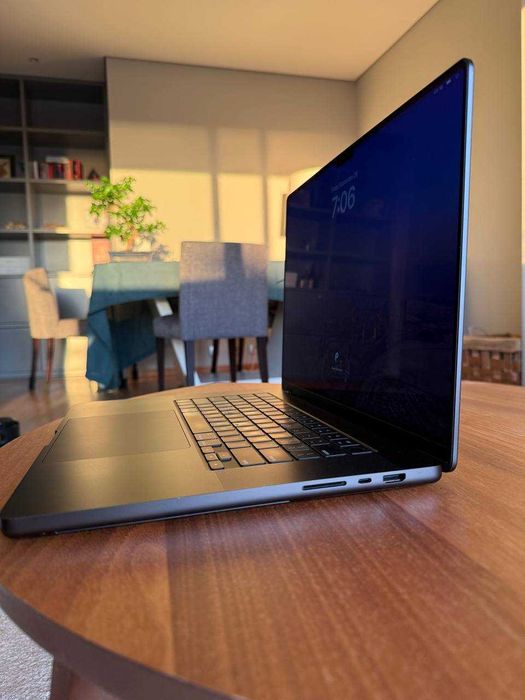 Macbook Pro M3 Max 16.2 1TB 36GB RAM