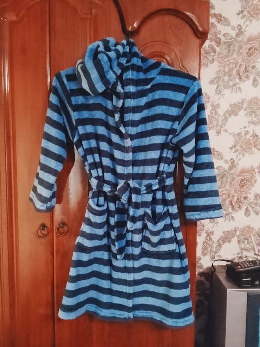 Продам халати на хлопчика