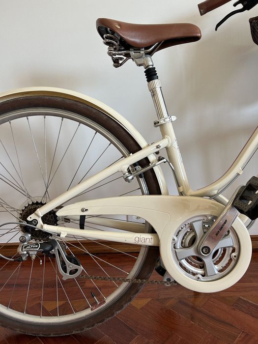Bicicleta de cidade senhora Liv