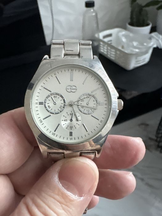 Zegarek Guess Collection.