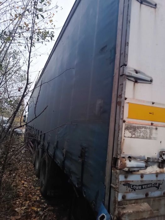 Продаю напівпричіп Robuste Caiser s 380 штора.