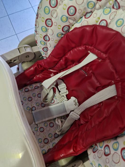 cadeira de papa polly magic da chicco