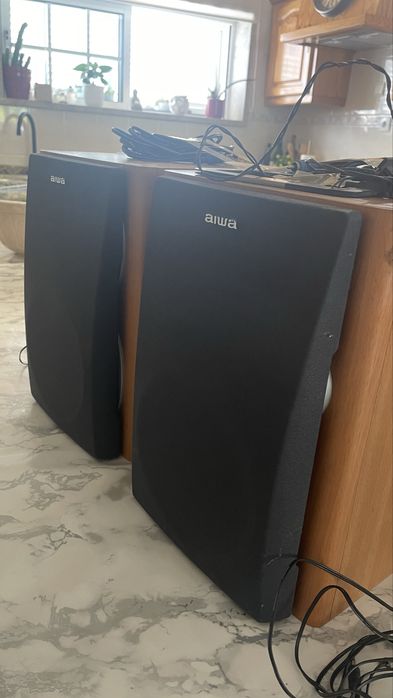 Colunas AIWA