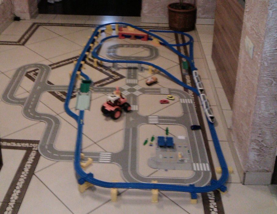 Kolejka firmy Tomy/Tomica