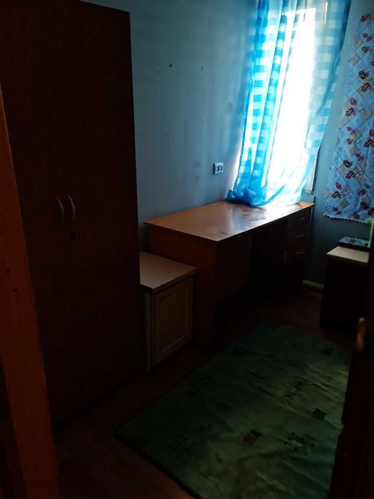 Сдам комнату на 2 человека  в общежитии г.Вишнёвое ул. Чорновола 1а