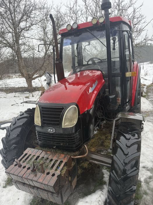 Трактор Yto x804