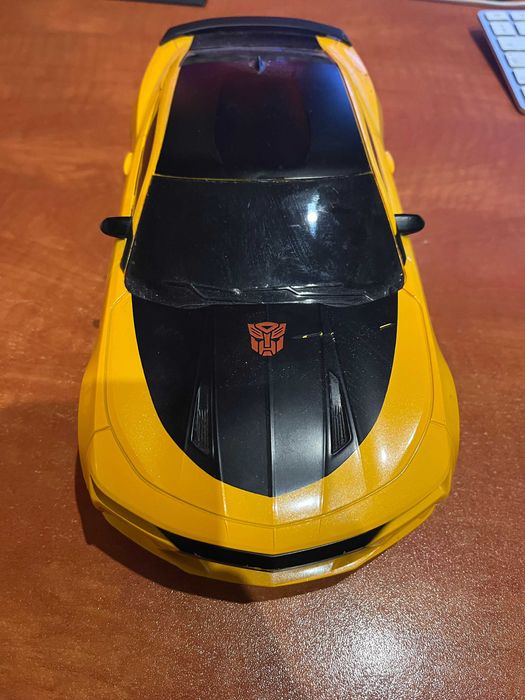 Transformers Bumblebee model 84476 (stan: idealny) (zdalnie sterowane)