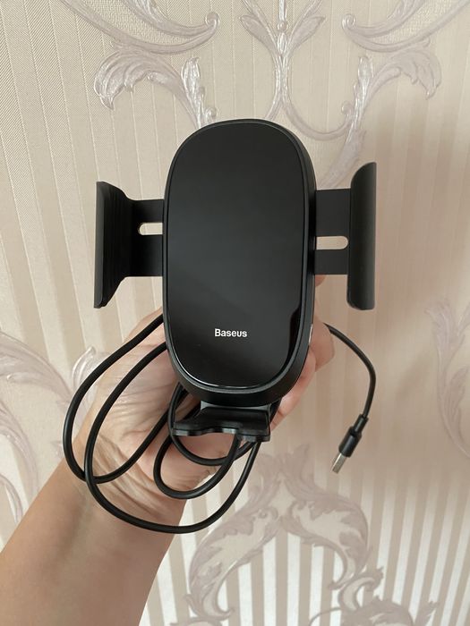 Автотримач Baseus