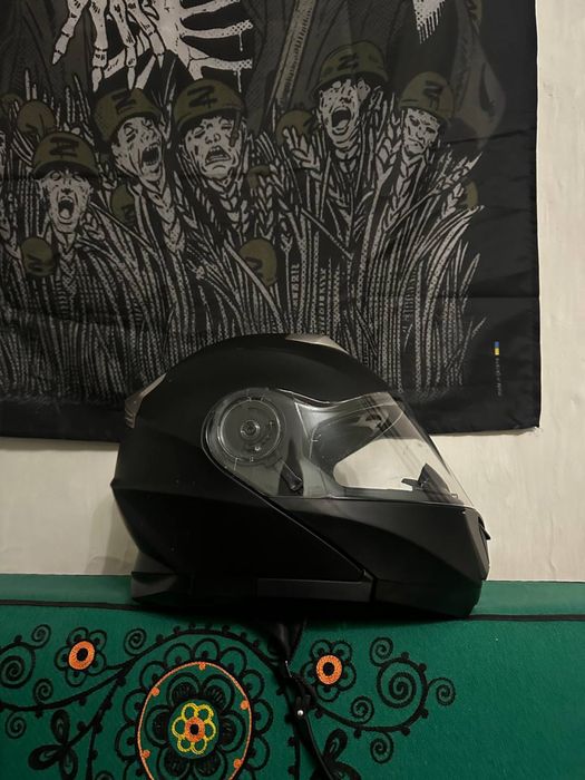 Мото шолом новий