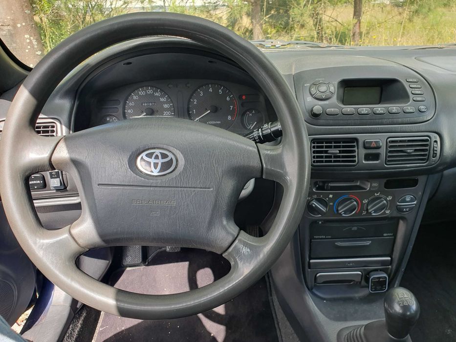 Vende se Corolla 2000 peças ou conserto