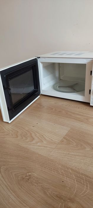 Sprzedam mikrofalówkę