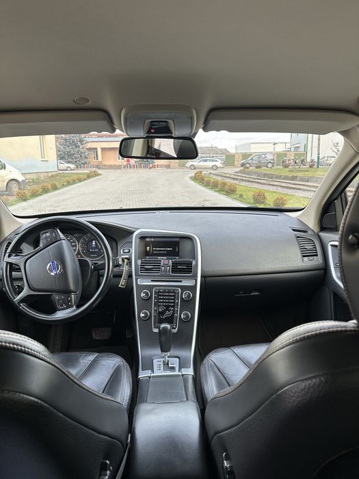 Продам VOLVO XC60