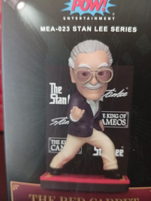 Figura stan lee red carpet