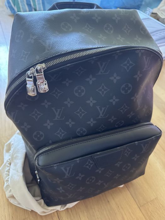 Louis Vuitton Monogram Eclipse Mochila – Chip NFC – Pouco uso