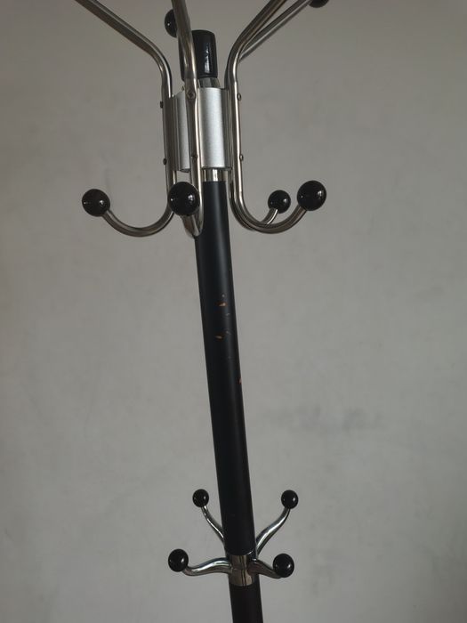 Wieszak stojący podłogowy