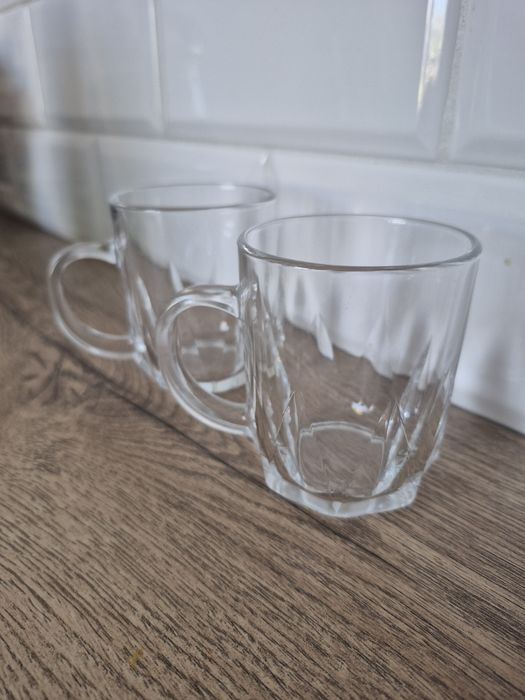 2 szklanki z uchem kawa herbata