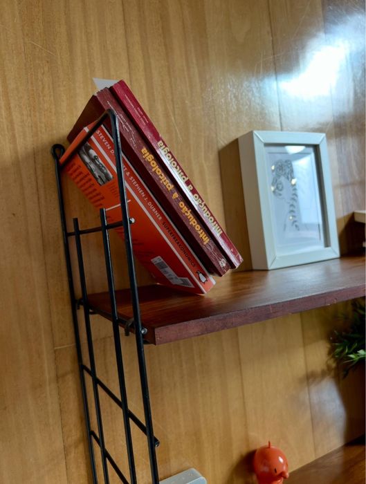 Conjunto 2 estantes em madeira string - vintage