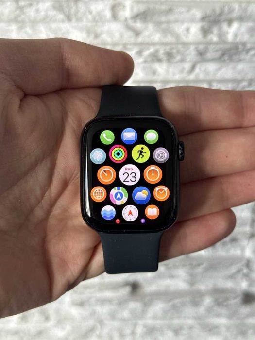 Apple Watch 7 czarny północ 45mm