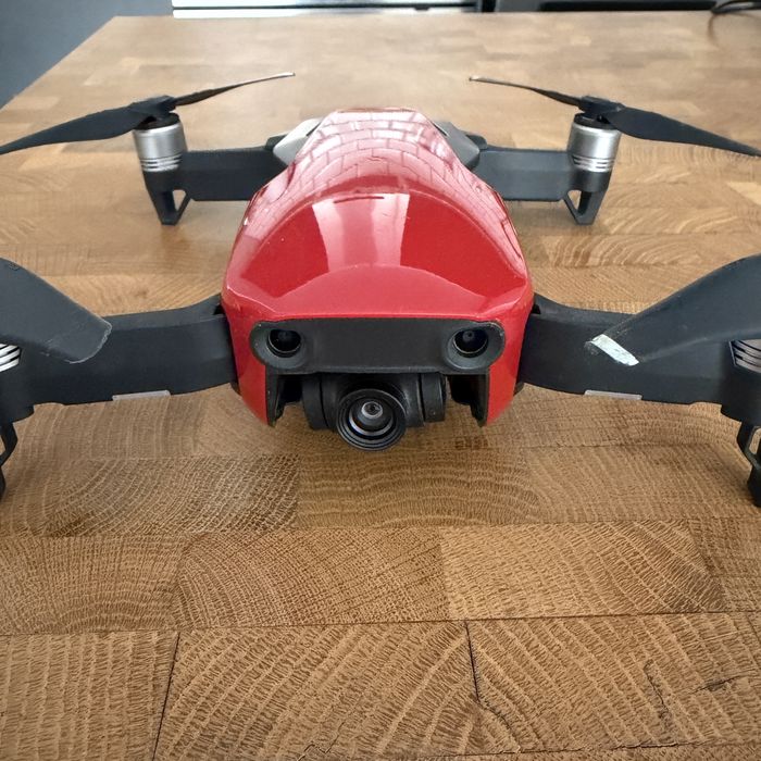 Dron DJI Mavic Air Fly More Combo (Czerwony) – 3 Baterie, 4K, Etui