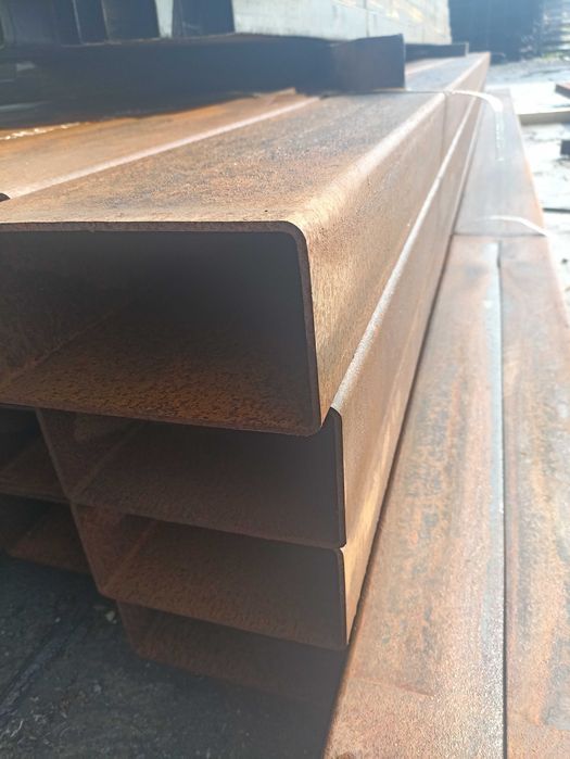Profil stalowy zamkniety 200x100x4 II gatunek