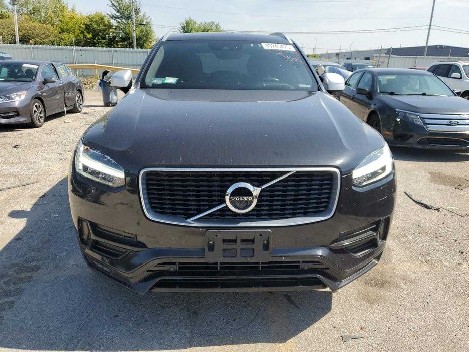 Volvo Xc90 T6 R-Design 2019 .