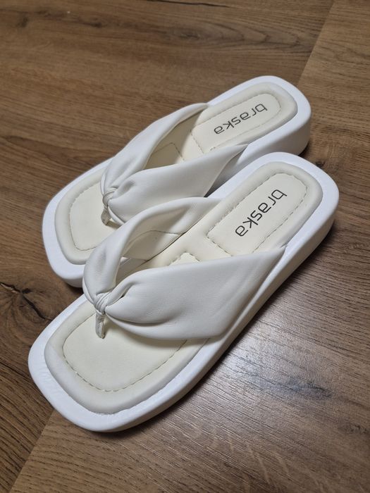 Шльопанці Braska