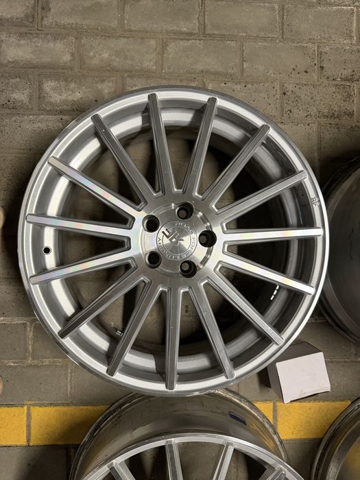 Felgi Mercedes W221, Road Force Luxury, 2 szerokowci plus sruby
