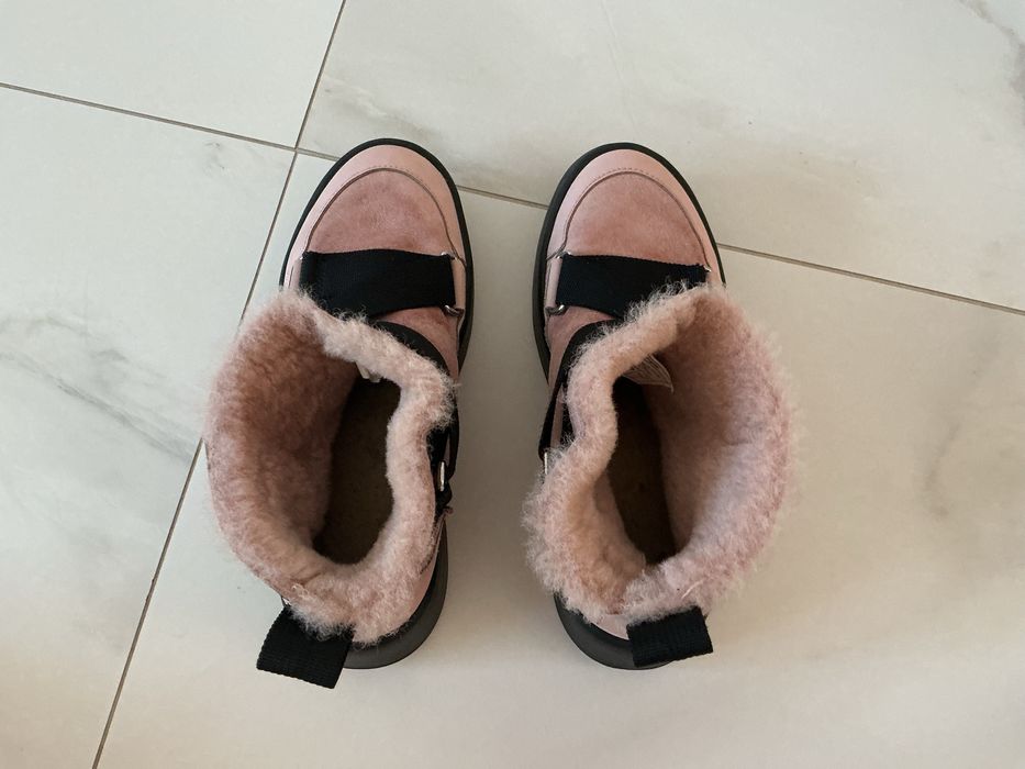 Ідеальні рожеві на зиму/весну Ugg