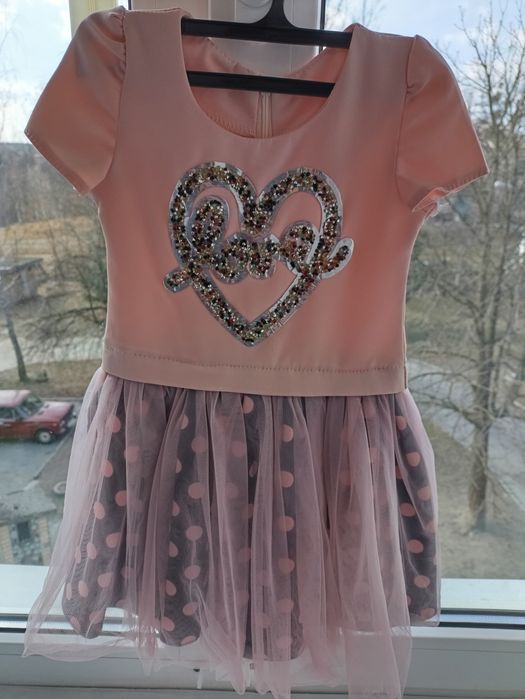 Продам дитячу сукню.