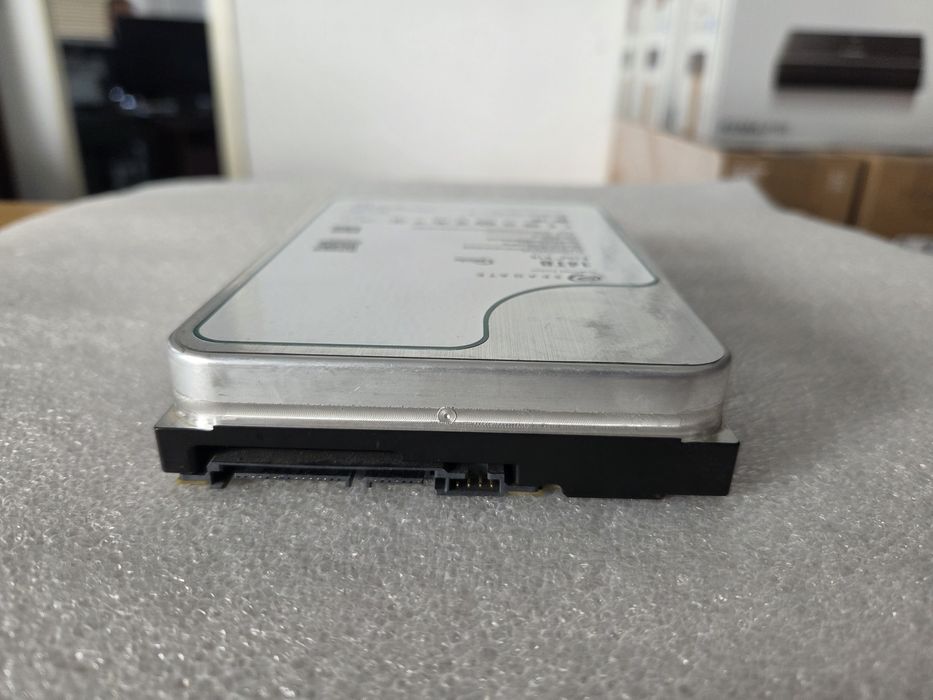 3.5 HDD Жорсткий диск 14Tb, ідеальний стан, Seagate Exos X16