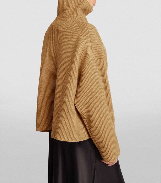 Светр Toteme Wool-blend Rib Knit Camel