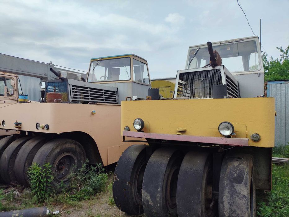 Каток дорожний пневмоколісний GRW-101 (10тн) 1985р.