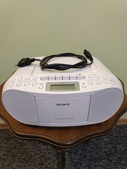SONY CFD -S70 (Radio, CD, MP3, AUX,kasety)