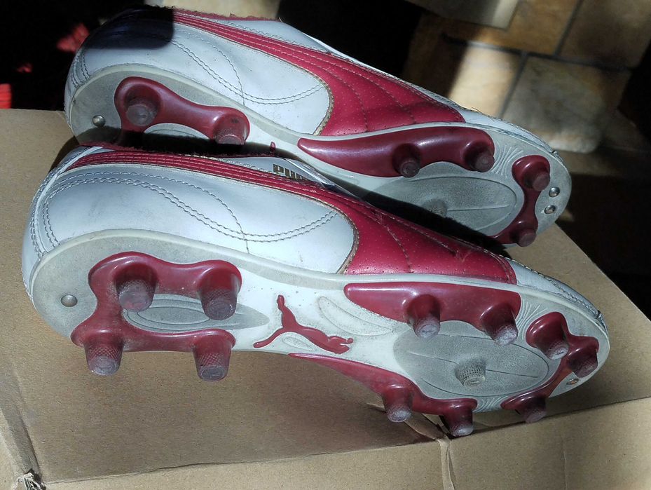 Buty piłkarskie, korki Puma roz. 37,5
