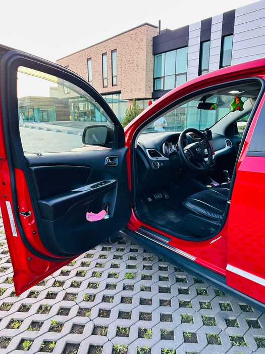 Продам Dodge Journey 2012