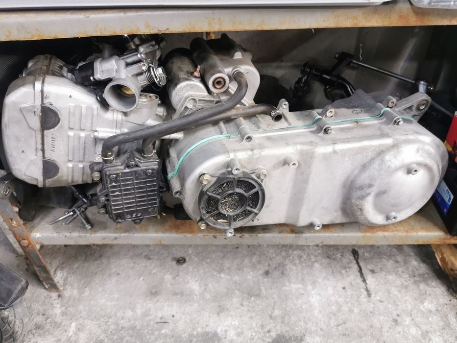 Części skuter daelim xq 125 i 250
