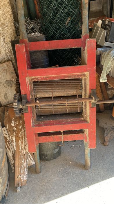 Esmagador de uva | alfaia