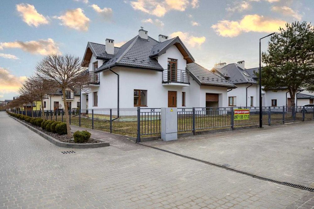 Будинок 0-цикл 190 м² у сосновому лісі + гараж. Бірки