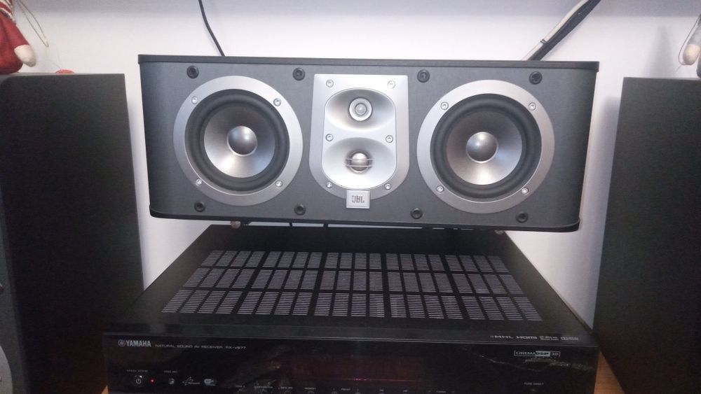 Sprzedam zestaw głośników JBL ES w zestawie subwoofer