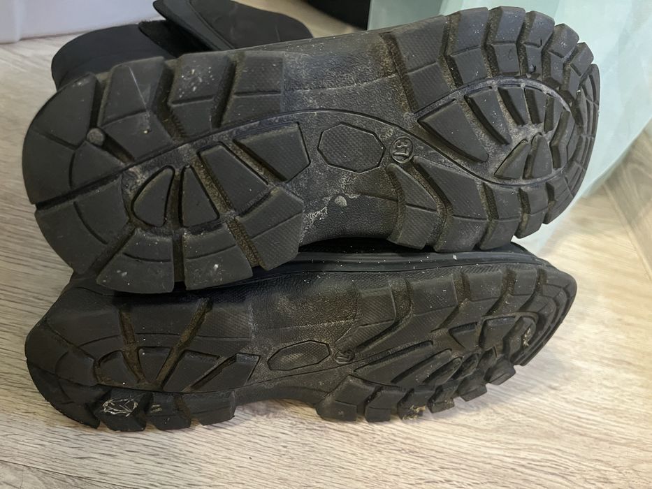 Зимові чоботи жіночі