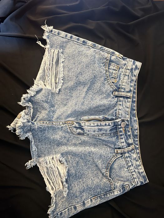 Short jeans tamanho L 40/42