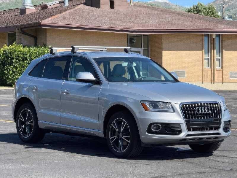 2016 Audi Q5 2.0T quattro Premium Plus